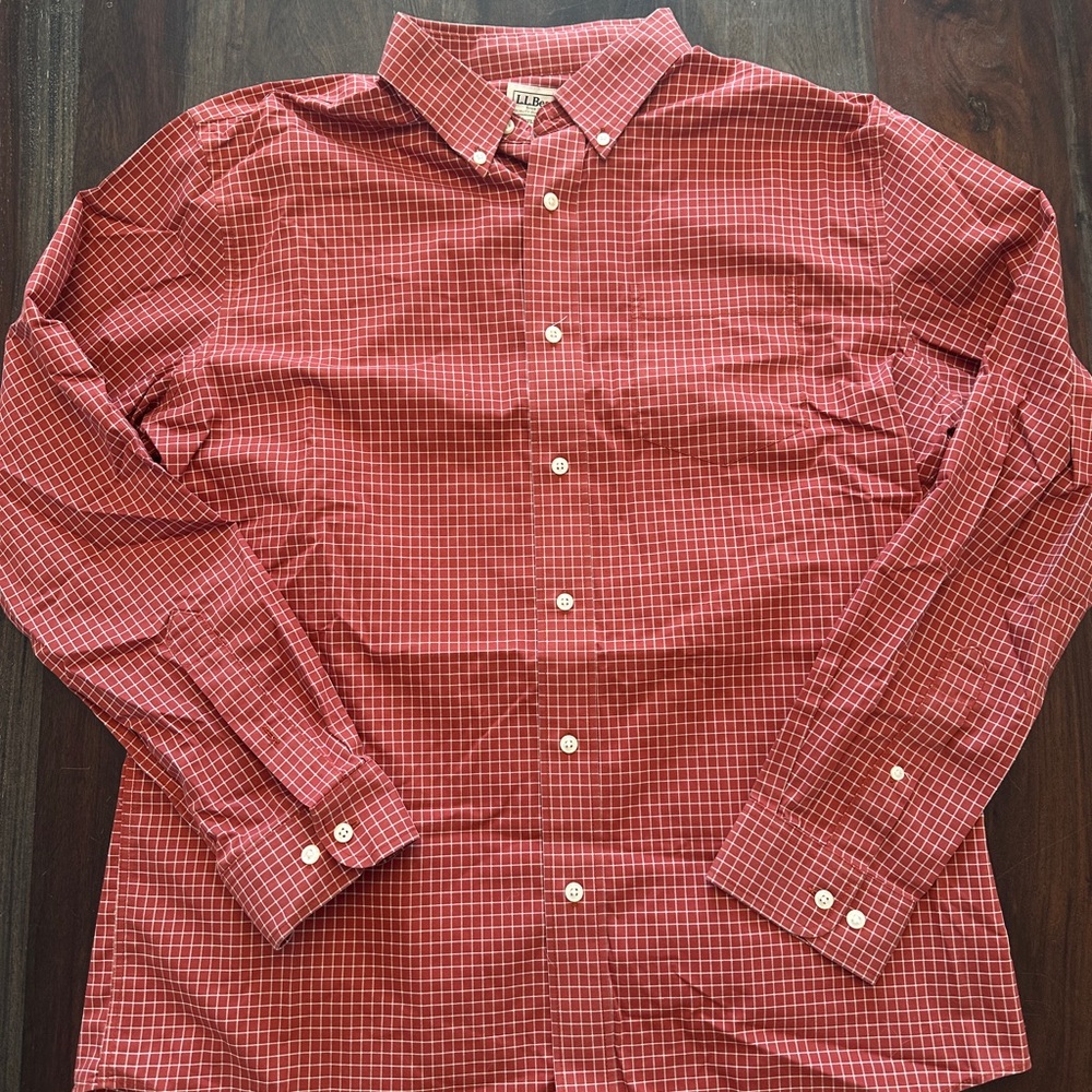 L.L. Bean Red Dress Shirt with Long Sleeves and Checkered Pattern - Picture 1 of 4